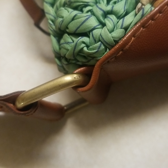 Earthredz crossbody wooven bag - Picture 8 of 11